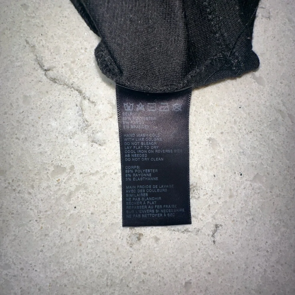 Sparkle & Fade Black Sleeveless Crop Tank Top - Picture 4 of 4